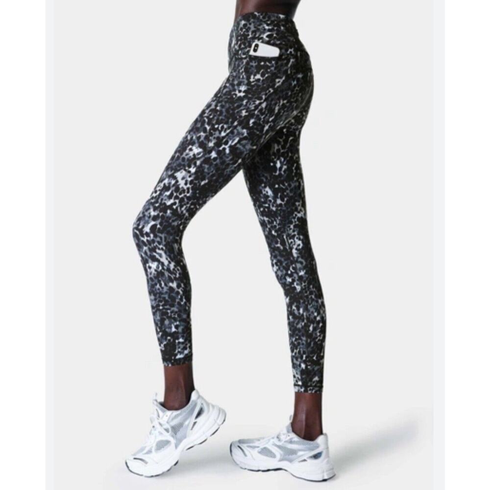 SWEATY BETTY The Power Gray Black Printed 7/8 Leggings Size M Pockets High Rise